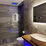 Alp In/ski Out - 4.5 Zimmerwohnung Für Max. 7 Personen Apartamento Laax