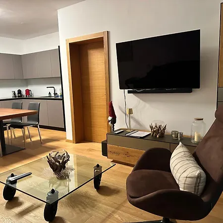 Alp In/ski Out - 4.5 Zimmerwohnung Fuer Max. 7 Personen Apartman