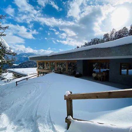 Alp In/ski Out - 4.5 Zimmerwohnung Fuer Max. 7 Personen * Laax