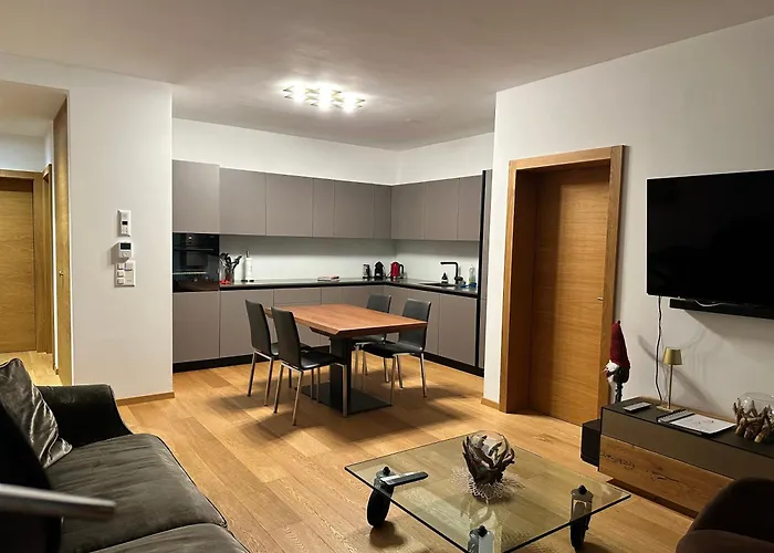 Appartement Alp In/ski Out - 4.5 Zimmerwohnung Fuer Max. 7 Personen *