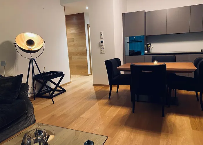 Alp In/ski Out - 4.5 Zimmerwohnung Fuer Max. 7 Personen