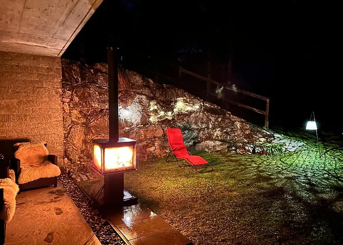 Alp In/ski Out - 4.5 Zimmerwohnung Fuer Max. 7 Personen Appartement Laax