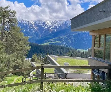 Alp In/ski Out - 4.5 Zimmerwohnung Fuer Max. 7 Personen * Laax