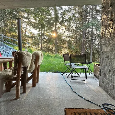 Alp In/ski Out - 4.5 Zimmerwohnung Fuer Max. 7 Personen * Laax